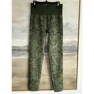 AnyBody Women's Olive Floral Jacquard Knit Leggings Size Medium (8-10)